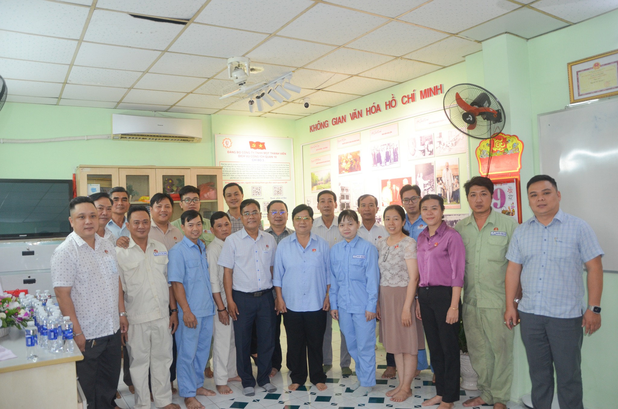 CHI BỘ 3 - RA MẮT KHÔNG GIAN VĂN HÓA  HỒ CHÍ MINH.